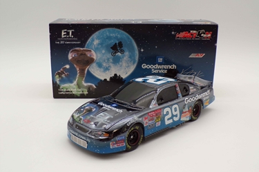 Kevin Harvick 2002 #29 GM Goodwrench Service / E.T. Color Chrome 1:24 Nascar Diecast Bank Kevin Harvick 2002 #29 GM Goodwrench Service / E.T. Color Chrome 1:24 Nascar Diecast Bank