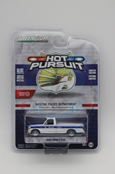 1995 Ford F-250 Boston Police Department Hot Pursuit Series 40 1:64 Scale Hot Pursuit, Series 40, 1:64 Scale