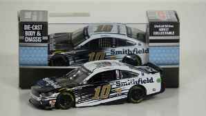 Aric Almirola 2021 Smithfield 1:64 Nascar Diecast Chassis Aric Almirola, Nascar Diecast, 2021 Nascar Diecast, 1:64 Scale Diecast,