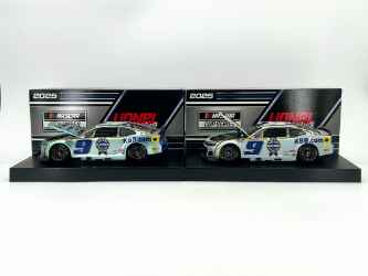 Chase Elliott 2025 Kelly Blue Book 1:24 Liquid Color & Flash Coat Nascar Diecast 2 Car Set Chase Elliott, Nascar Diecast, 2025 Nascar Diecast, 1:24 Scale Diecast