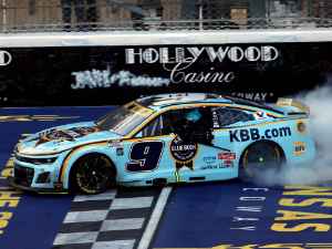 *Preorder* Chase Elliott 2025 Kelley Blue Book Kansas 9/28/25 Race Win 1:64 Nascar Diecast Chase Elliott, Nascar Diecast, 2025 Nascar Diecast, 1:64 Scale Diecast,
