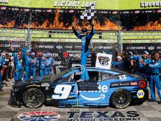 *Preorder* Chase Elliott 2026 Amazon Prime Texas 5.3.26 Race Win 1:24 Liquid Color Nascar Diecast Chase Elliott, Nascar Diecast, 2026  Nascar Diecast, 1:24 Scale Diecast