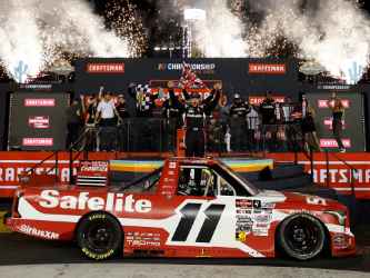 *Preorder* Corey Heim 2025 Safelite Phoenix 10/31/25 Race Win 1:64 Nascar Diecast - Truck Series Corey Heim, Nascar Diecast, 2025 Nascar Diecast, 1:64 Scale Diecast
