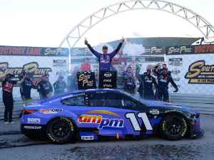 *Preorder* Denny Hamlin 2025 AM/PM Las Vegas 10/12/25 Race Win  1:24 Elite Nascar Diecast Denny Hamlin, Nascar Diecast, 2025 Nascar Diecast, 1:24 Scale Diecast, pre order diecast, Elite