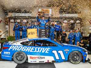 *Preorder* Denny Hamlin 2026 Progressive Nashville Race Win 5/31/26 1:64 Nascar Diecast Denny Hamlin, Nascar Diecast, 2026 Nascar Diecast, 1:64 Scale Diecast,