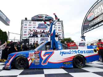 *Preorder* Kyle Busch 2026 Hendrickcars.com Dover 5/15/26 Race Win 1:24 Nascar Diecast - Truck Series  Kyle Busch, Nascar Diecast, 2026 Nascar Diecast, 1:24 Scale Diecast