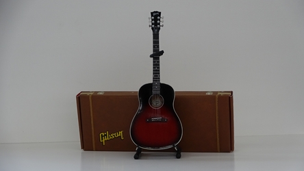 Slash Gibson J-45 Vermillion Burst Acoustic 1:4 Scale Mini Guitar Model - LIMITED QUANTITY IN 2020 Axe Heaven, Gibson, replica guitar